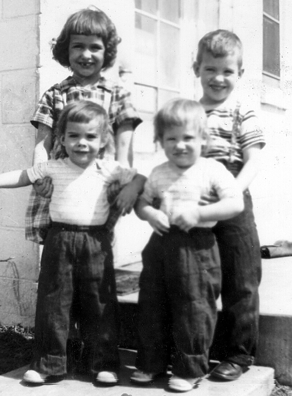 Photo of Judy, Tony, Linda and Leslie