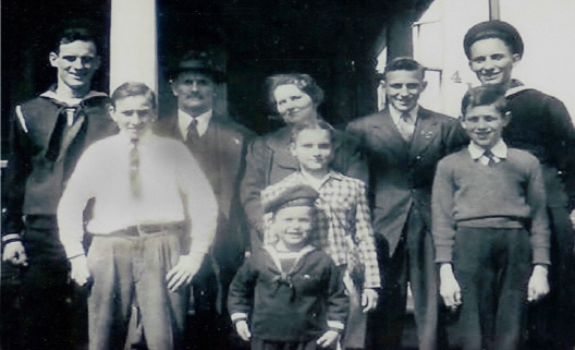 Theodor Tschopp Family in 1942
